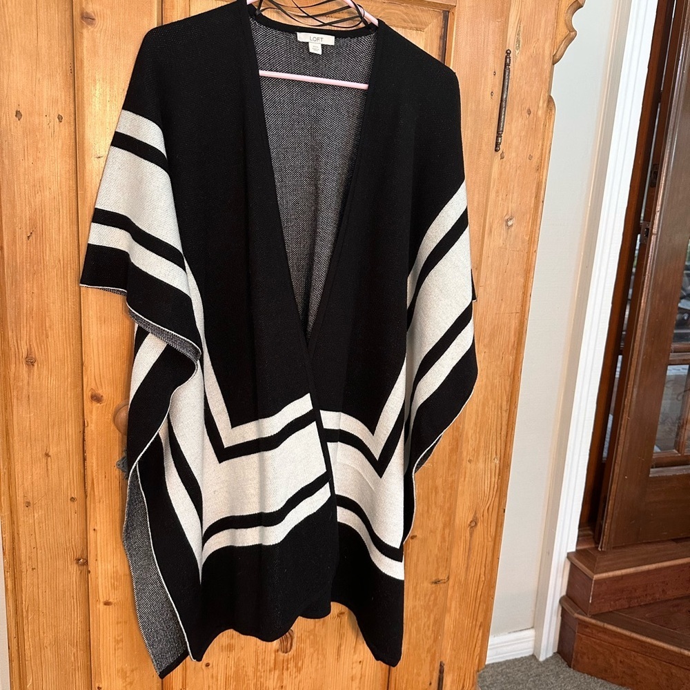 Loft Open Front Poncho Shrug Sweater Sz. XS/S - Runs Very Large!!